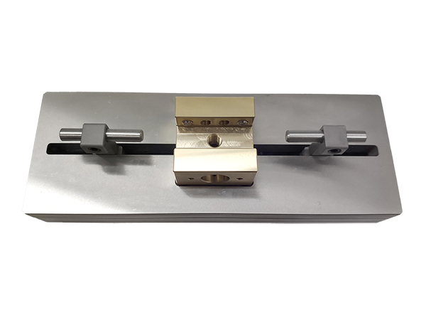 Dispositivo de centralização de eletrodo