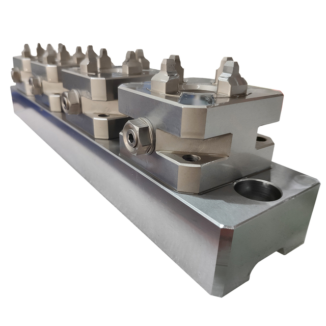 Mandril manual 4 em 1 D50 (travamento por parafuso)