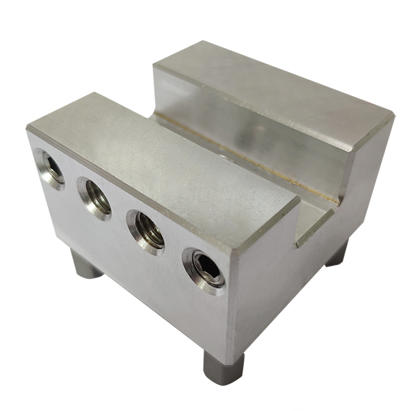 Suporte de alumínio U15-2-600
