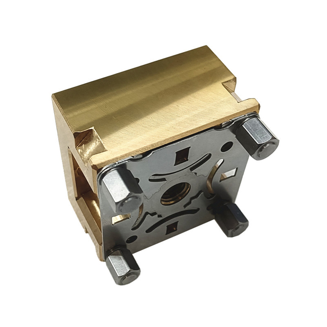 Suporte plano de latão POFI 51x51 com opção de montagem Slots de pinça ER-093780