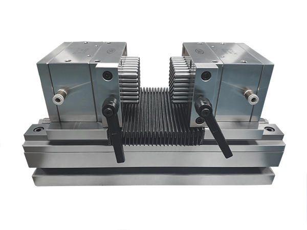 Fixação de ferramenta flexível